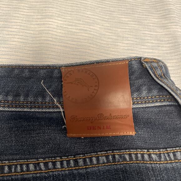 Tommy Bahama Men’s Dark Wash Denim Blue Jeans 40 X 29 - Picture 8 of 8